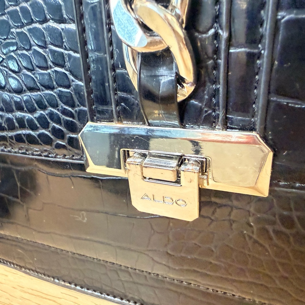 ALDO Black Croc Embossed Vegan Leather Top Handle Crossbody Silver Chain - Picture 3 of 8